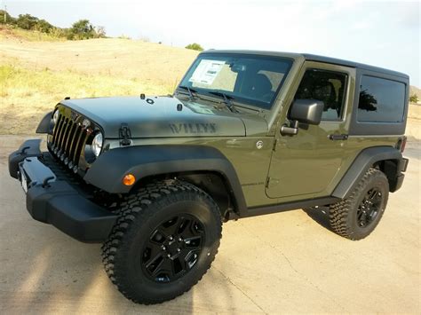 Prior to 2018, the wrangler was powered by the 3.6l pentastar ® v6 engine with 305 horsepower at your disposal. Video New Tank Army green color 2015 Jeep Wrangler WILLY'S ...