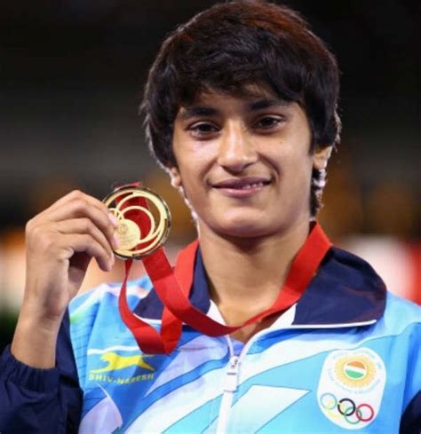 She is also the first indian female wrestler to have qualified for the olympic summer games. Vinesh Phogat Biography, Achievements, Records, Career ...