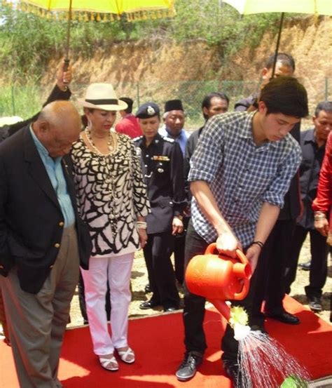 .of her husband, sultan abdullah of pahang, as the king of malaysia on 31 january 2019. WZWH: Tengku Temenggong Pahang Ikon Baru NGO Alam Sekitar ...