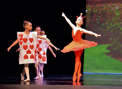 Queen Of Hearts From Alice In Wonderland Ballet Alice In Wonderland