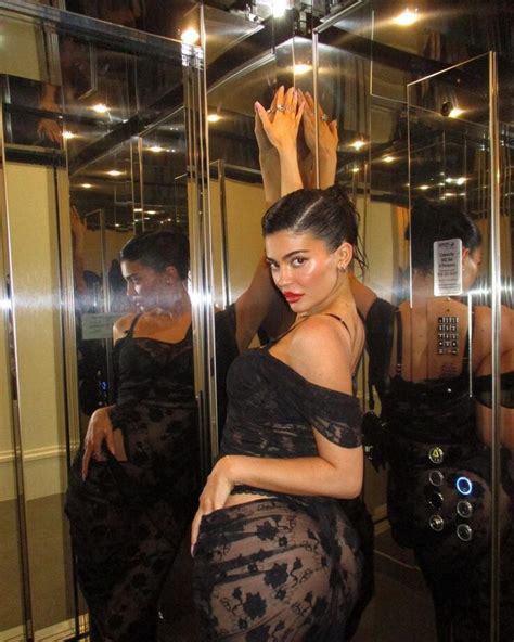 Kylie Jenner Vs Kim Kardashians Fashion Showdown Who Looks Hotter In All Black