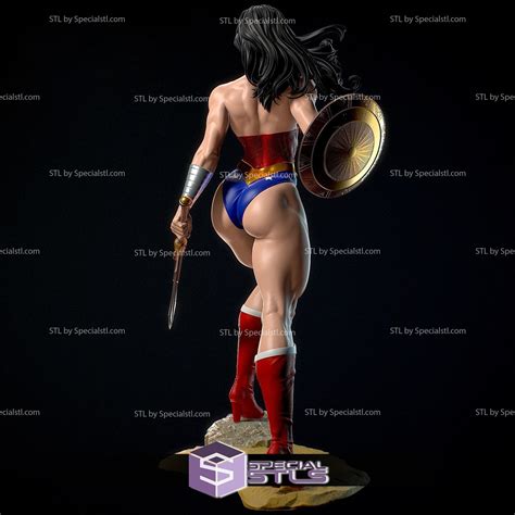 Wonder Woman With Nsfw 3d Print Model Specialstl