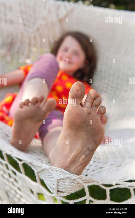 Dirty Feet Girls Hi Res Stock Photography And Images Alamy