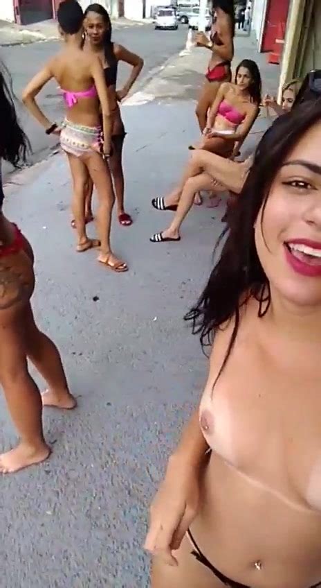 Mulheres Nuas Na Frente Do Cabar Cnn Amador Free Hot Nude Porn Pic
