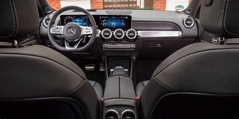 Mercedes Glb Interior And Infotainment Carwow