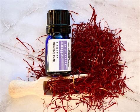 Saffron Essential Oil 100 Pure Concentrate Extremely Rare From India Etsy