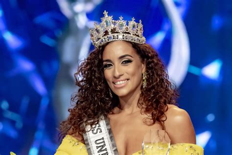 Malta Heads To Th Miss Universe