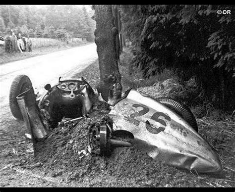 Formula One Fatalities Horrific Pictures From F1s Early Years Daily