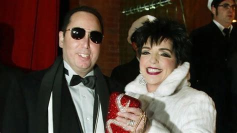 Liza Minnelli Brands David Gest An A E Less Than A Week After His Death Au