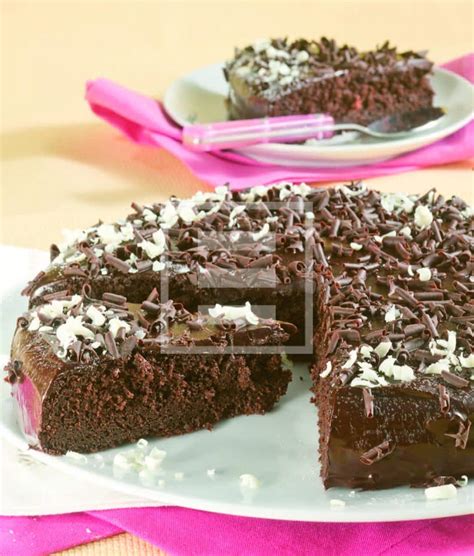 Cerca questo pin e molto altro su dany's cakes di dany's sweet world. Torta morbida al cioccolato e yogurt greco: non la solita ...