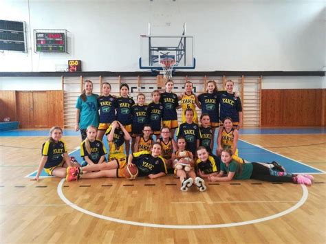 U Mlad Ie Mini Ia Ky Zabojuj V Bardejove Slovensk Basketbalov