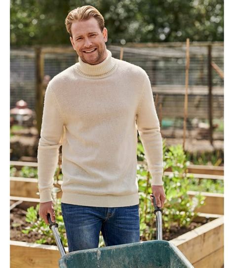 Cream Pure Lambswool Mens Lambswool Polo Neck Jumper