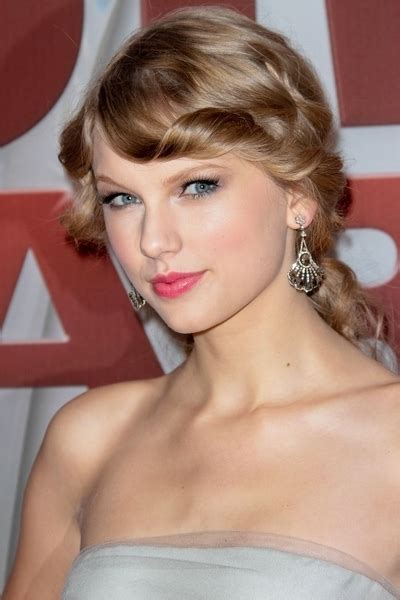 Taylor Swift Ponytail With Bangs Nuslut Com