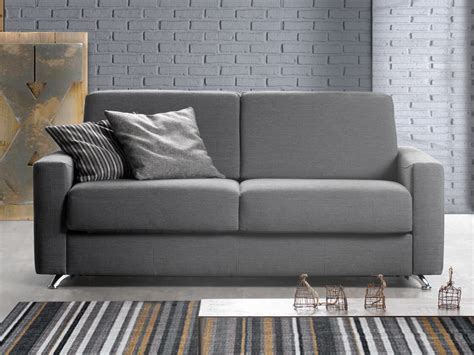 Il design di ogni divano moderno, in pelle o tessuto, raggiunge un particolare equilibrio di linee e volumi in una sintesi. Divani Vitarelax: i migliori divani letto - Punto Tessile Arredo (Roma)