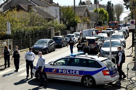 Les treize gouvernorats côtiers totalisent ainsi 65,3 % de la population totale avec une forte densité de population (140 habitants par km 2 contre 65,6 pour l'ensemble du pays 27). Attentat islamiste en France | Le parcours de l'assaillant ...