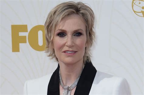 She's developed housekeeping and organizing strategies that make her closets, cabinets, basement, and fridge rival anything that can be found in those glossy nesting catalogs. Christopher Guest News | Wiki - UPI.com