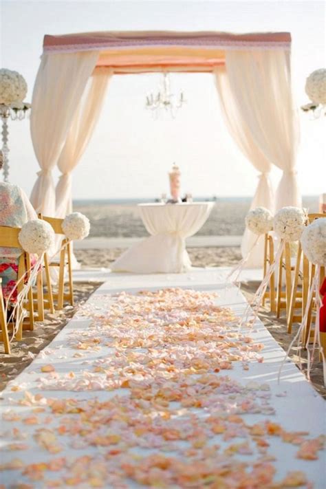 10 Amazing Winter Coastal And Beach Wedding Ideas Beach Wedding