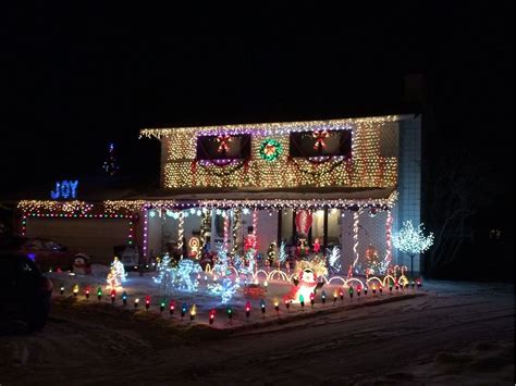 Take A Self Guided Twinkle Tour Of Saskatoons Best Christmas Lights