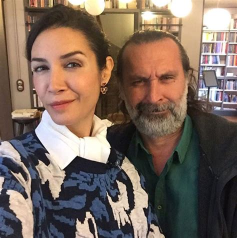 Ahu yağtu, paramparça dizisiyle setlere döndü, çekim saatleri oğlu kemal'e göre ayarlandı. Ahu Yağtu bu kez kaçamadı - Magazin haberleri