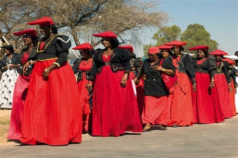 Trouvez les herero tribe images et les photos d'actualités parfaites sur getty images. Tourism Observer: NAMIBIA: Herero people Of Namibia