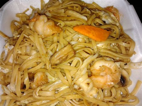 4 seasons chinese food 35 lakewood blvd suite 10, winnipeg, mb r2j 2m8 used to be great the menu rarely changes, their veggies in most dishes are simply celery and onions, and the. Four Seasons Chinese Restaurant - Order Food Online - 44 ...