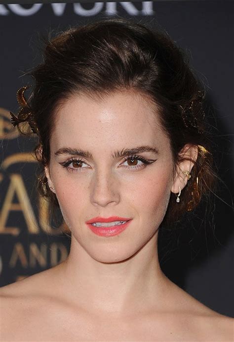 Emma Watsons Two Step Eyeliner Trick Asos