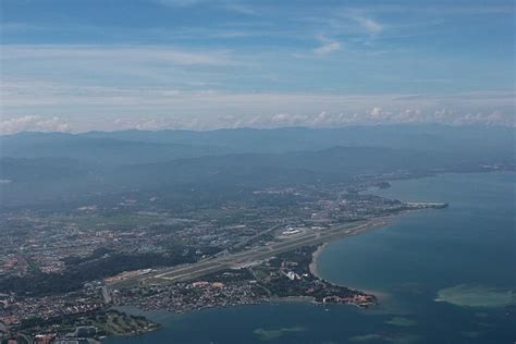 To boost domestic tourism, melaka state government wants to introduce direct flights from kota kinabalu and penang to melaka international the airport is expected to resume melaka to penang flights operated by malindo air. AirAsia to cut Bali-Kota Kinabalu route | Coconuts Bali