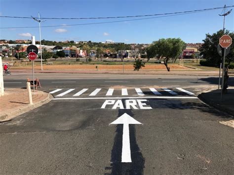 Departamento De Trânsito Promove Mudança De Direção De Rua No Jardim Tancredo Neves Prefeitura