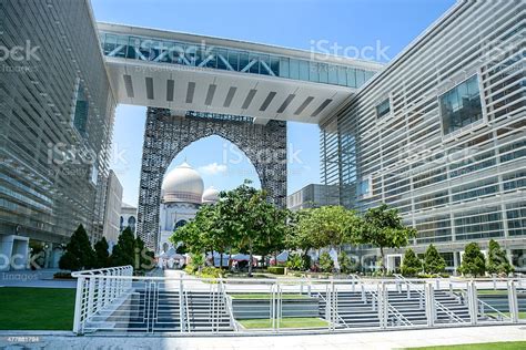Palace Of Justice Putrajaya Malaysia Stockfoto Und Mehr Bilder Von