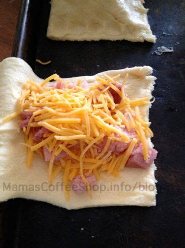 Homemade Ham And Cheese Pockets Knock Off Recipe Recipe Homemade Ham Hot Pocket Recipes
