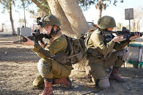 Idf To Open Its Top Commando Unit To Female Recruits For First Time
