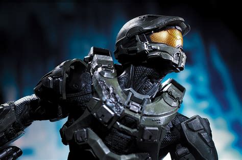 Mcfarlane Toys Reveals Halo 4 Statue Of Master Chief Polygon