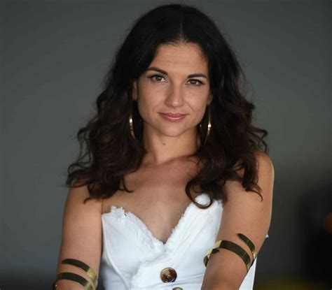 Natalia is a visual editor who works with photography, illustration, and video to create dynamic storytelling across a diverse range of platforms, from digital presentations to print and broadcast television. Natalia Jiménez comparte su experiencia como madre | El ...