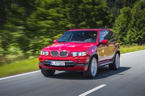 Photoshoot With The Iconic Bmw X5 46is Web Technologies