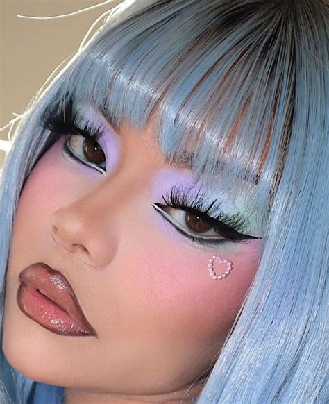 Pin By 🌸𝒮𝑜𝒻𝒾𝒶 𝒞𝑜𝓂𝓅𝑒𝒶𝓃🌸 On ♡cute Makeup Looks♡ Edgy Makeup Creative Makeup Looks Dope Makeup