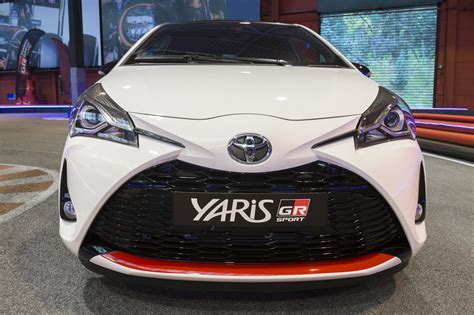 Conocemos Al Toyota Yaris Gr Sport En Persona El Híbrido Con Aspecto Y