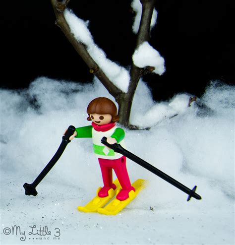 I hope you enjoy it!! Small World Snow Scene - Kids Craft Room