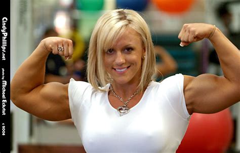extreme femalemuscle biceps femalemuscle female bodybuilding and talklive by bodybuilder lori