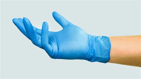 The Difference Between Sterile Medical Gloves Vs Non Sterile Gloves