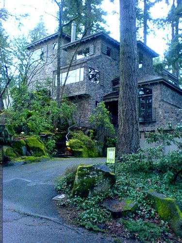 Photo House For Rent In Lake Oswego Oregon Dsc02491 By Seandreilinger