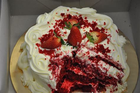 Kami menjual red velvet cheese cake yang diminati ramai tau kenapa anda perlu membeli dari kami? ~Be Elegant~: Kek Red Velvet