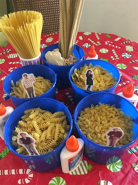 The dinner party is the 77th episode of nbc sitcom seinfeld. Festivus with a Sizeable Serving of Seinfeld | The ...