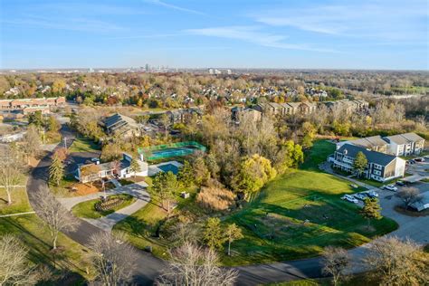 The Retreat at Farmington Hills - 27517 Gateway Dr E | Farmington Hills