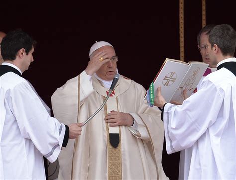 Vatican Après La Double Canonisation De Jean Paul Ii Et Jean Xxiii