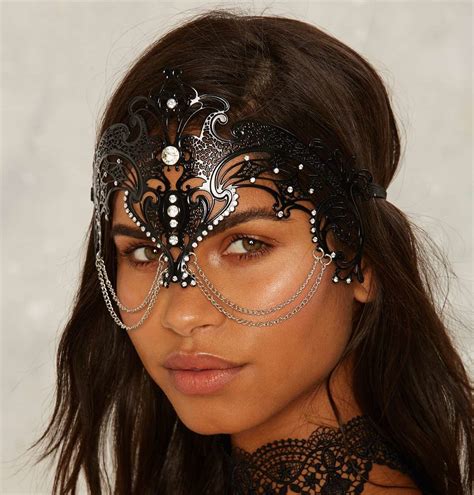 These 10 Mystical Masks Are Hauntingly Beautiful Halloween Costumes In
