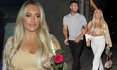 Towie S Amber Turner Shows Off Her Sensational Figure In Very Sexy My Xxx Hot Girl