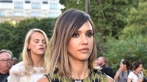 the 10 best beauty looks of the week jessica alba ruby rose and beyond vogue