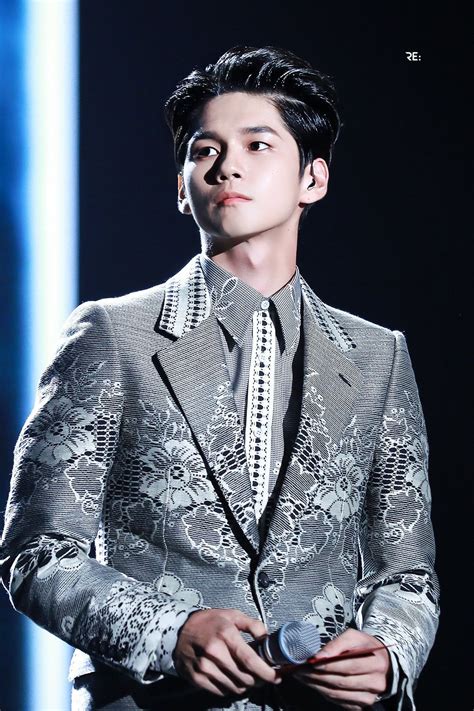 Popular euro song vol.02 cd1. Ong Seong Wu's Formal Look Leaves Fans Begging For More ...