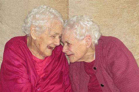 Identical Great Grandmothers Aged 103 Named Britains Oldest Twins