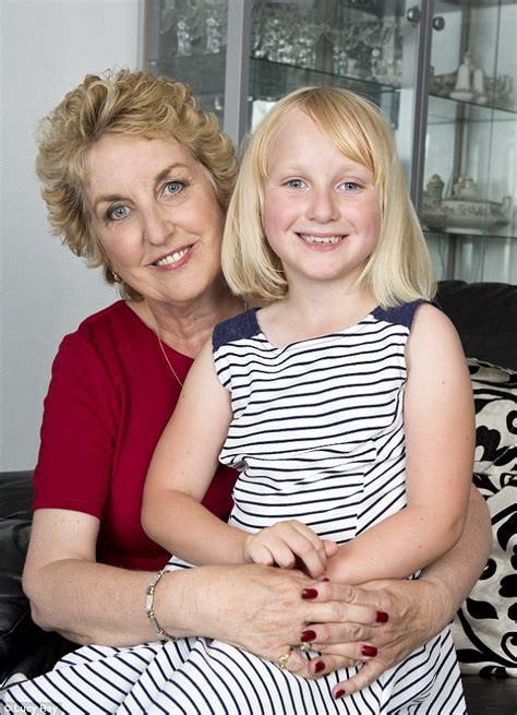 Britain S Oldest First Time Mother Gave Kto A Dating Website Charmer Daily Mail Online